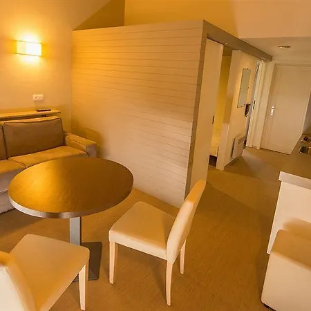 C-hotels Zeegalm 호텔