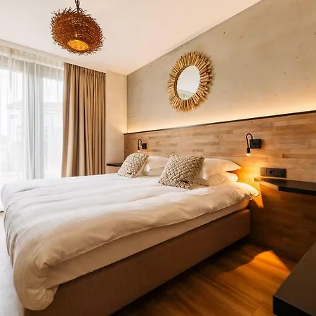 C-hotels Zeegalm 3* 미들케르케